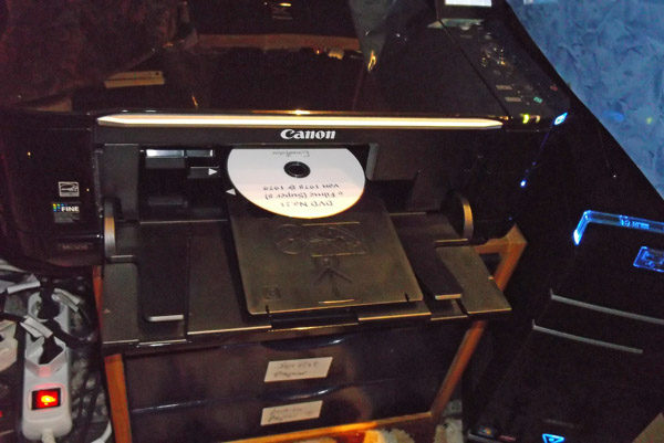 DSCF0994-Drucker und bedruckte DVD 600